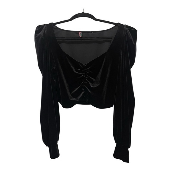 Signature8 Tops - Signature8 Black Cropped Blouse